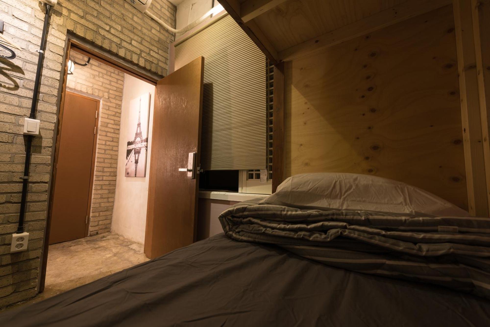 Inno Hostel & Pub Lounge Hongdae Seoul Ngoại thất bức ảnh