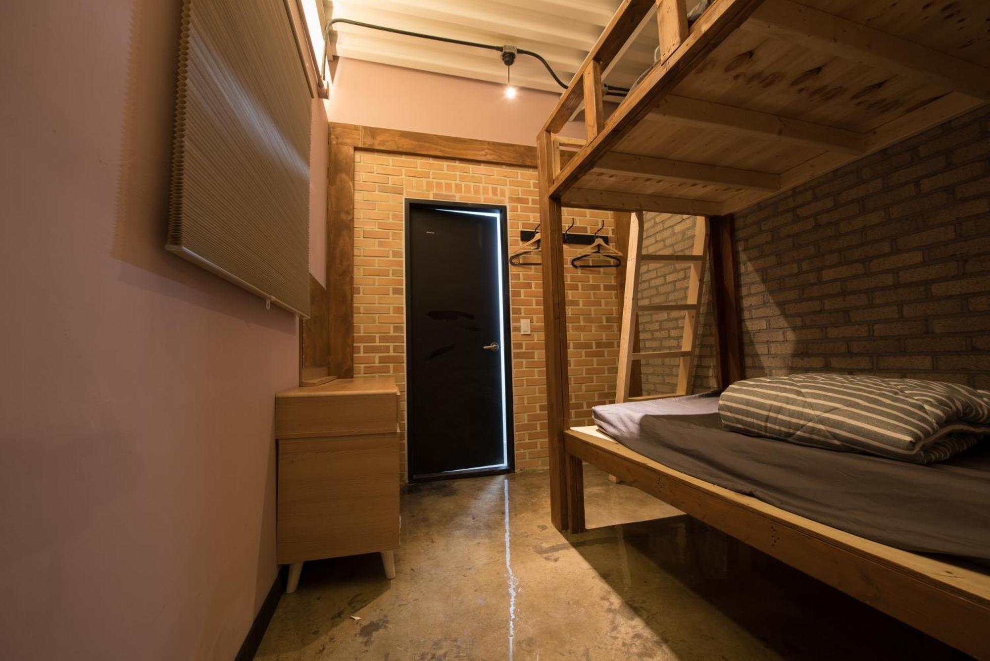 Inno Hostel & Pub Lounge Hongdae Seoul Ngoại thất bức ảnh